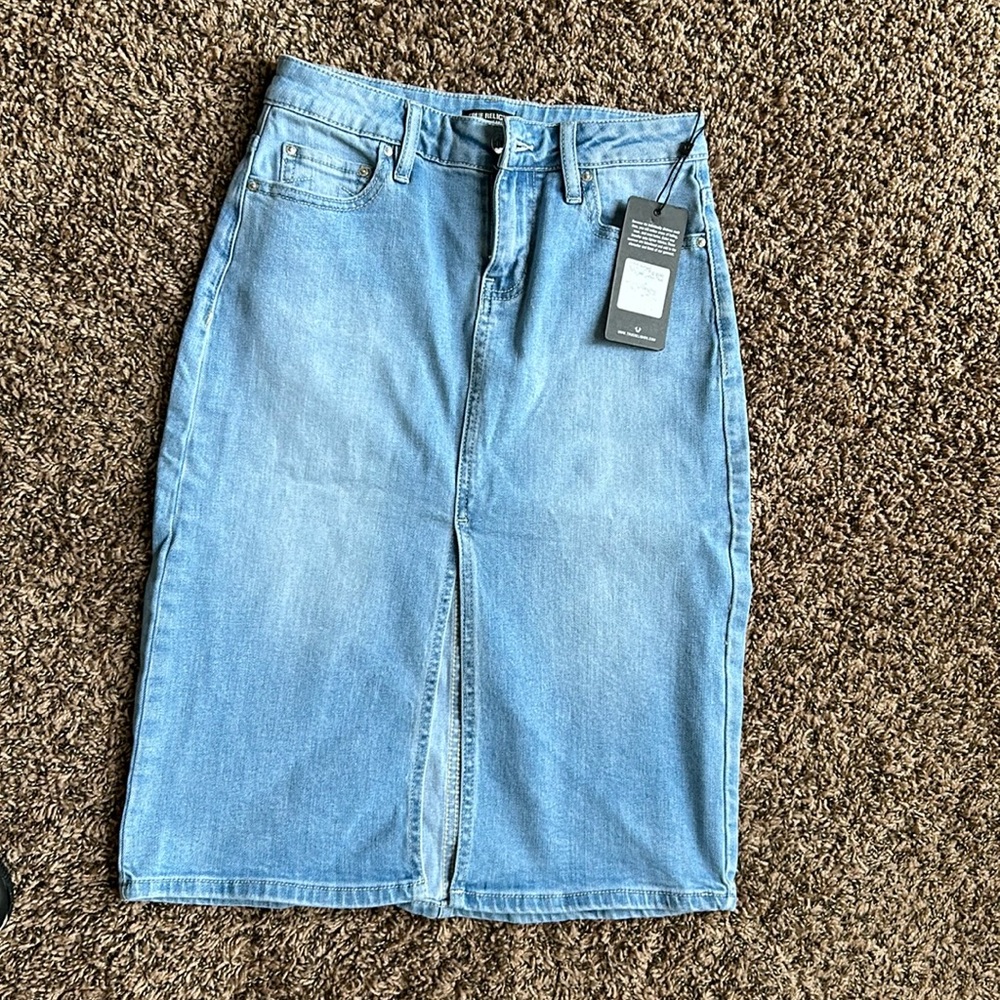 True religion denim midi skirt with slit size 24 fits a lil big but good stretch